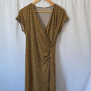 T Tahari Yellow and Black Midi Dress